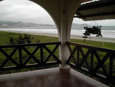 Puerto Cayo Beach House